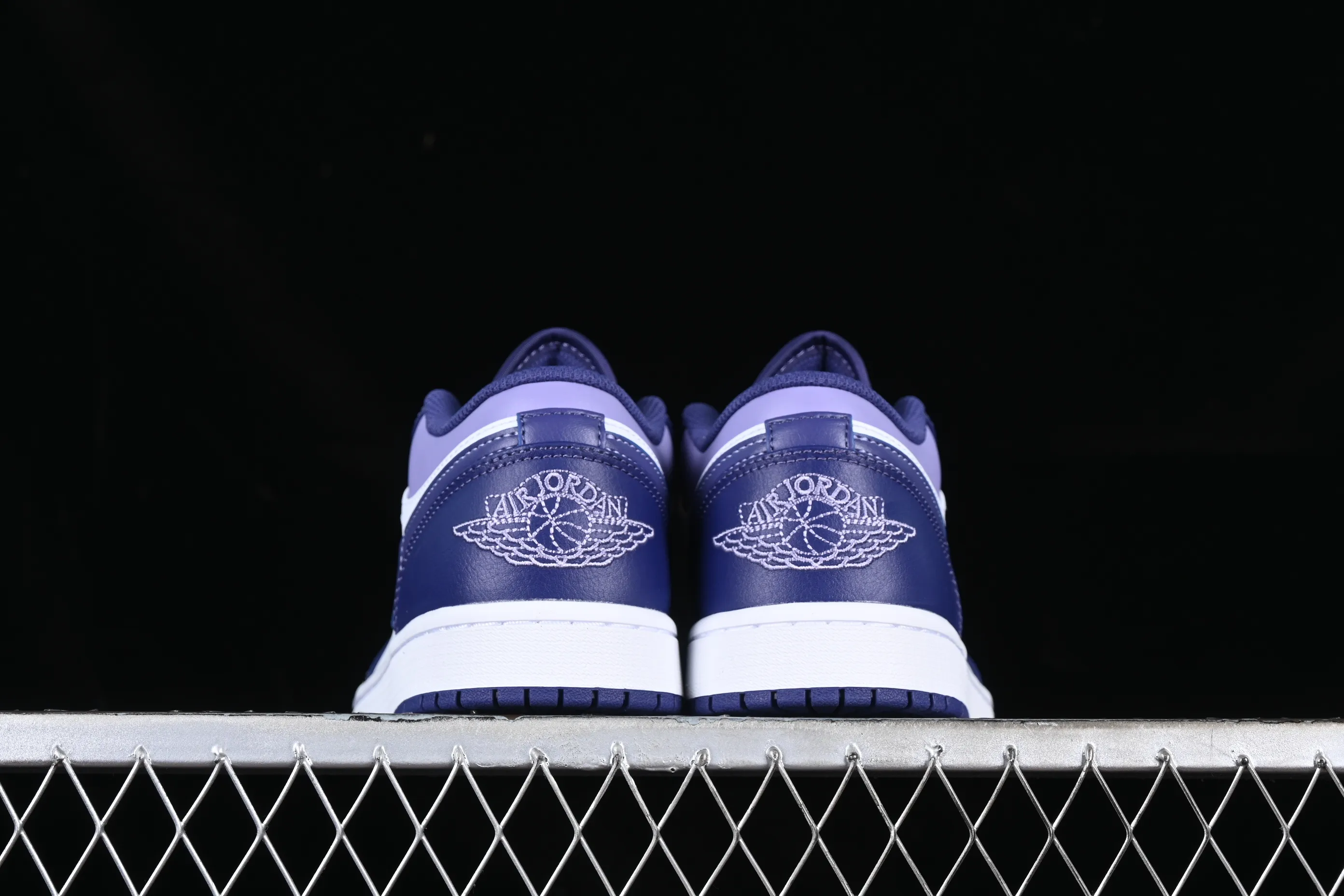 All categories Air Jordan Jordan series basketball shoes Air Jordan 1 Low G version pure original Air Jordan 1 Low AJ1 Joe 1 white and purple low-top cultural casual sneakers 553558-515